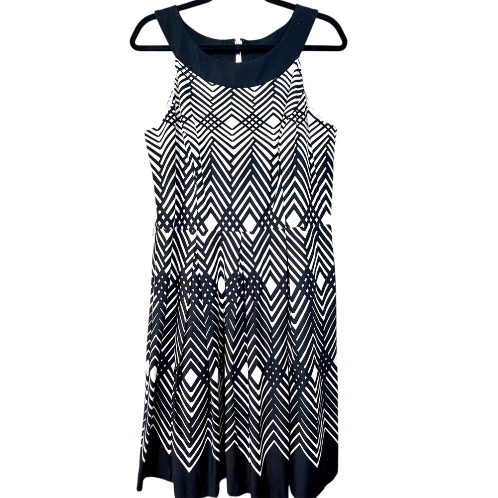 White House Black Market Chevron Print Sleeveless Sheath Pleated Dress‎ Size 14